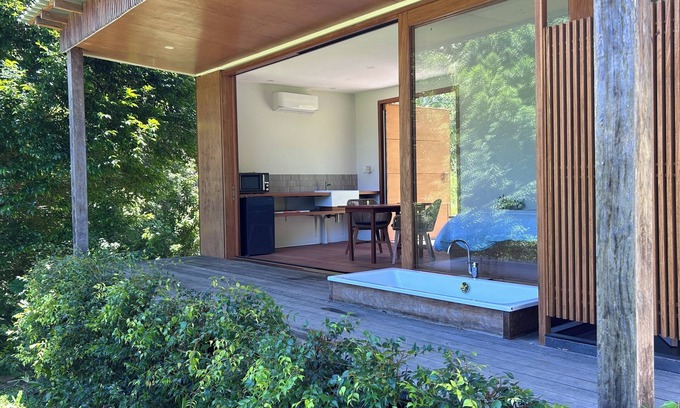 Thumb Creek Cabin | Idyllic cottage retreat with your own private swimming hole and jetty on river