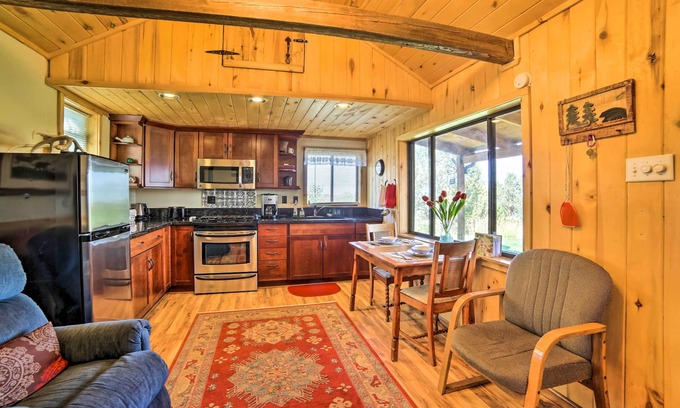 Lewis Cottage | Idyllic Dolores Cabin w/Fire Pit & Lake Views!