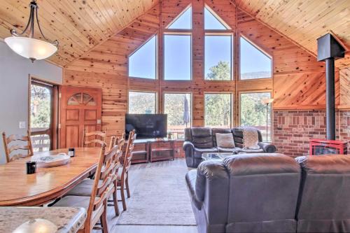 Pine Mountain Club House | Idyllic Frazier Park Cabin Views, Pool Table