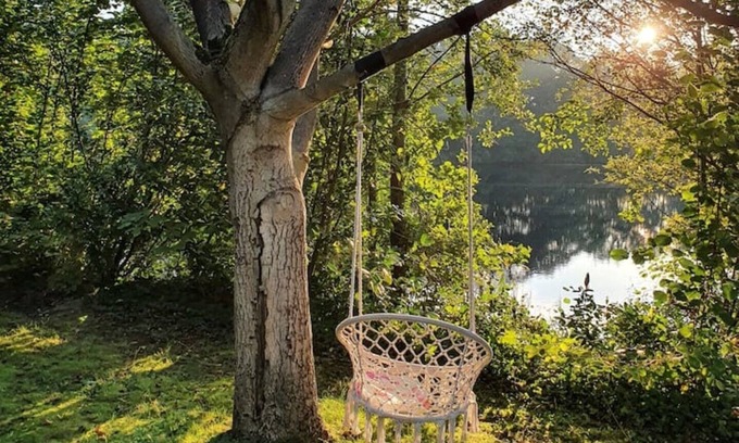 Grabstederfeld Cottage | Idyllic house with 85 sqm of living space right on the lake with optional hot tub
