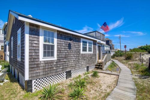 Plymouth House | Idyllic Plymouth Vacation Rental - Steps to Beach!