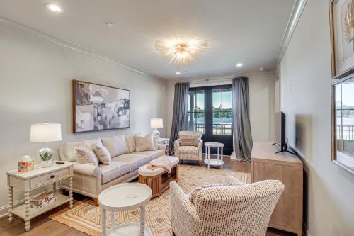 Hitch Village - Fred Wessels Homes Apartment | Idyllic Savannah Apartment with River Views!