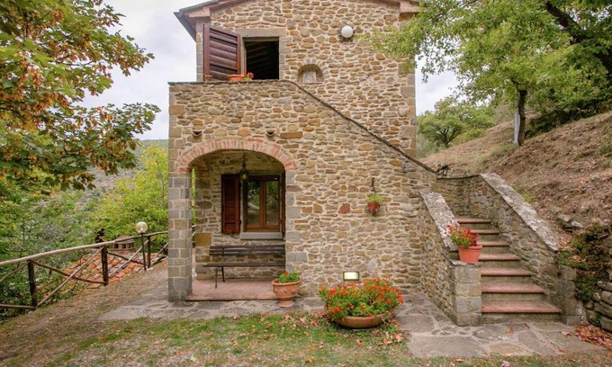 Cortona Villa | Idyllic Villa in Cortona with Swimming Pool