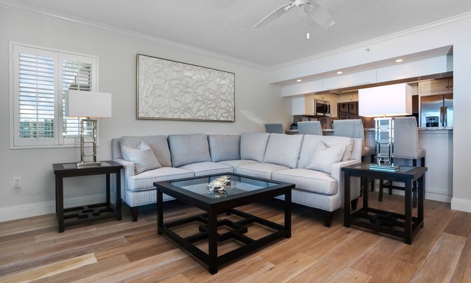 Park Shore Condo | If You Love Having the BEST! Stunning Gulf Front Views- Luxury Condo!