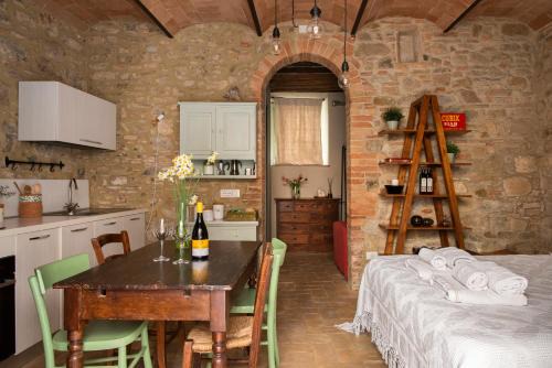 Montalcino Apartment | Il Borghetto - La Bottega di Adele Loft