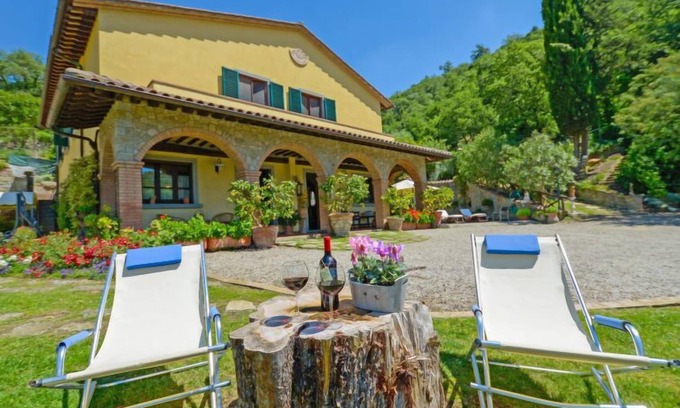Cortona House | Il Farinaio by Interhome