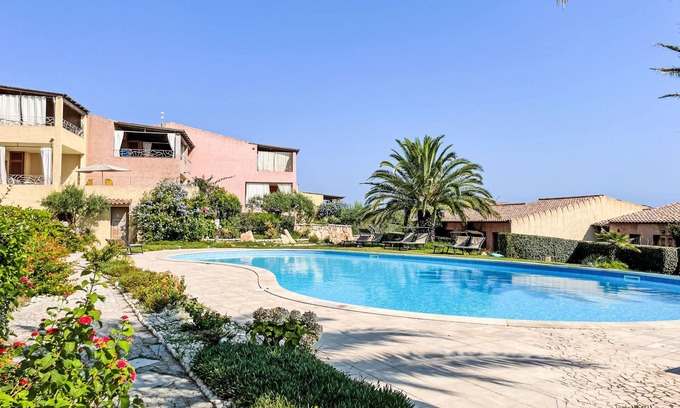 Porto Pozzo Apartment | Il Fjordo bilo terrazzo (PPZ162) by Interhome