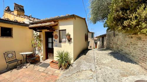 Chiusure House | Il Giardino degli Ulivi