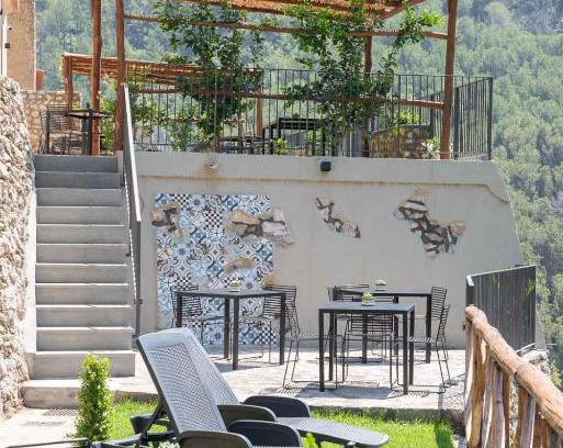 Pucara House | Il Giardino Dorato
