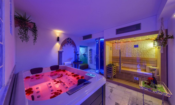 Santa Maria Novella Apartment | Il Giardino Fiorentino - Luxury Apartment & Spa