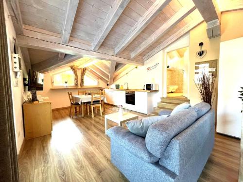 Saint Maurice Apartment | Il loft di Angela - You & Me case vacanza