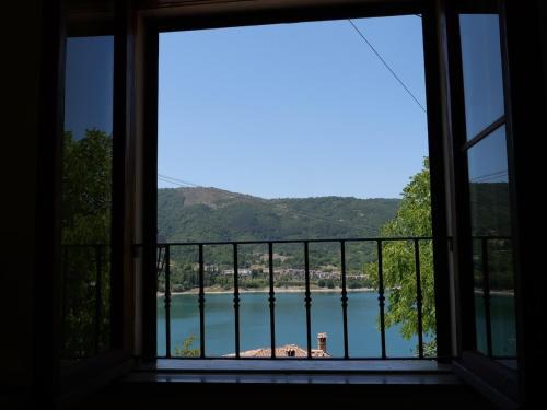Castel di Tora Apartment | Il Nido del Lago del Turano