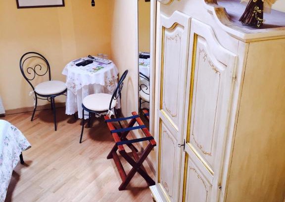 Borgo Antico House | Il Timone Lerta
