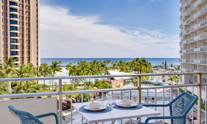 Waikiki Condo | Ilikai 516 Ocean/Lagoon Views- New K Bed, Q Sofabed - Newly Renovated