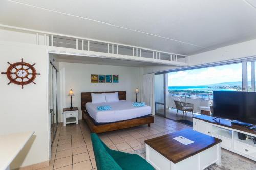 Waikiki Apartment | Ilikai Tower 1533 Yacht Harbor View 1BR