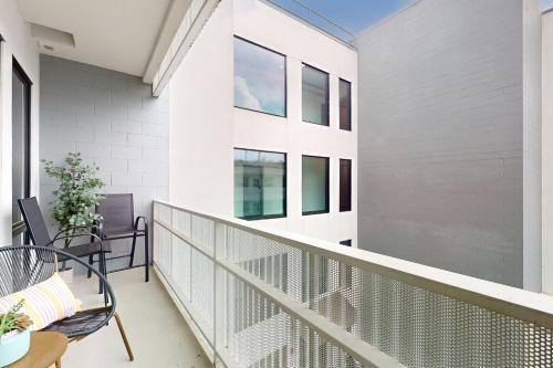 Edgehill Apartment | Illume 308