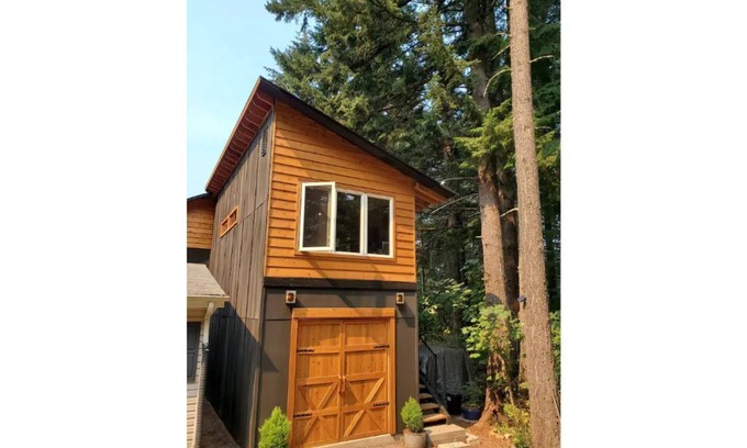 Stevenson House | Iman Treetop Loft