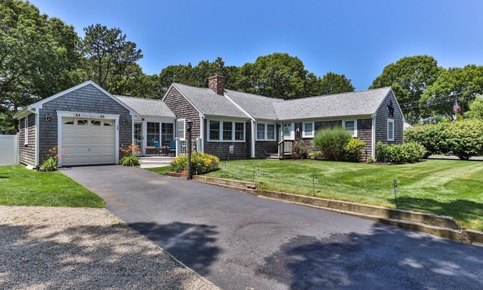 Bass River House | Immaculate 4 Bedroom/2 Bath (less than .5 miles to the beach) w/Central AC