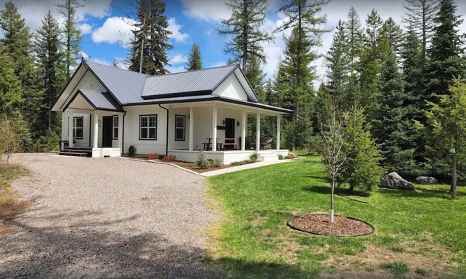 Martin City Cottage | Immaculate Farm Cottage on 40 Acres - Minutes from Glacier National Park