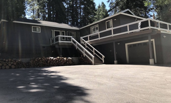 Lake Almanor Country Club Cabin | Immaculate Get Away!