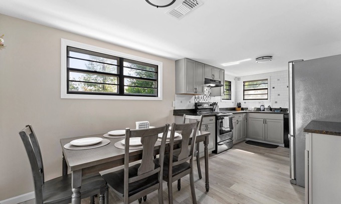 Panama City House | Immaculate Retreat! Short Walk to St Andrews Bay