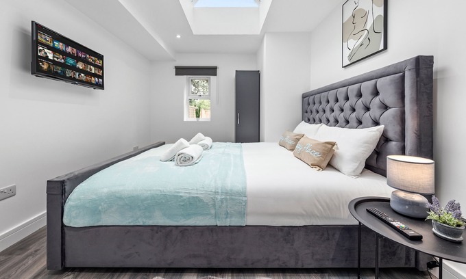 Highgate Apartment | Impeccable Ensuite Room in Finsbury Park LondonN19