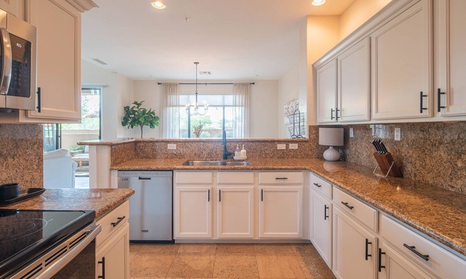 North Scottsdale Condo | Impressive 2 Bedroom Gated Community Condo-Grayhawk, North Scottsdale