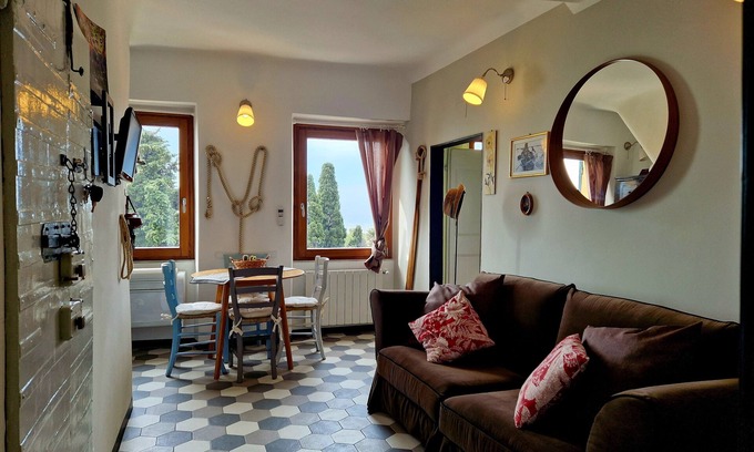 Pieve Ligure Apartment | In Golfo Paradiso with sea view five minutes from the beach, with parking