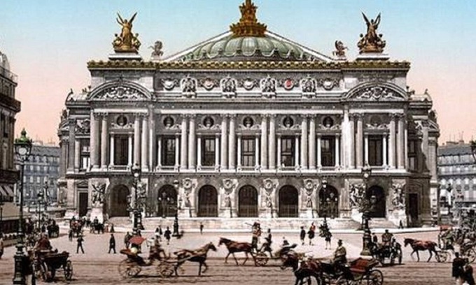 Saint-Vincent-de-Paul Apartment | IN MINT CONDITION!165m2 OF PURE HAUSSMANN LUXURY-OPERA GRANDS MAGASINS