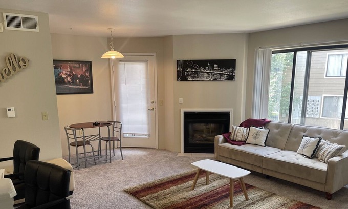 Cimarron Hills Apartment | In the heart of the springs. Spacious 1bx1ba