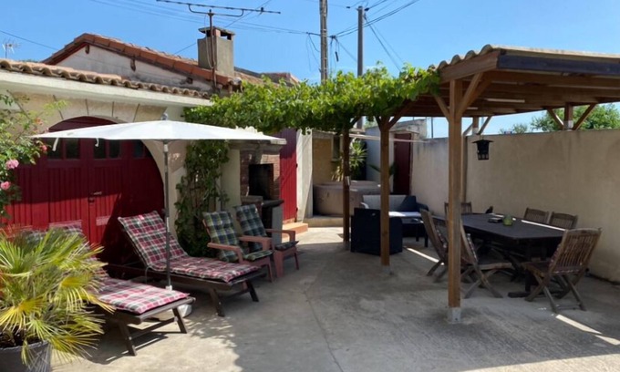 Arles Apartment | IN VILLA, APARTMENT ALL COMFORT WITH PARKING