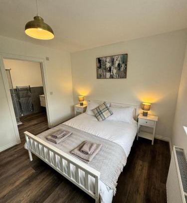 Bonhill Apartment | Inchfad Apartment 2/1