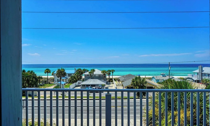 Bahama Beach Condo | 🌊Incredible Gulf Views-Vista del Mar I-Short Walk to the Beach 301🌊