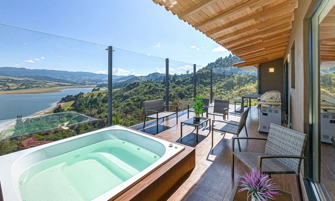 Choconta House | Incredible house in the sisga reservoir