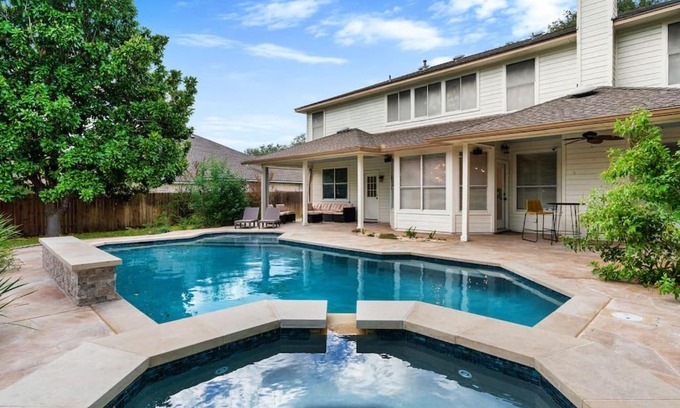Pflugerville House | Incredible Heated Pool HotTub Gameroom-Movieroom