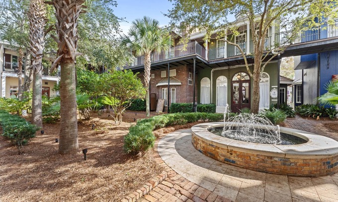 Baytowne Wharf Condo | Incredible NOLA-Inspired Condo in Baytowne Wharf!