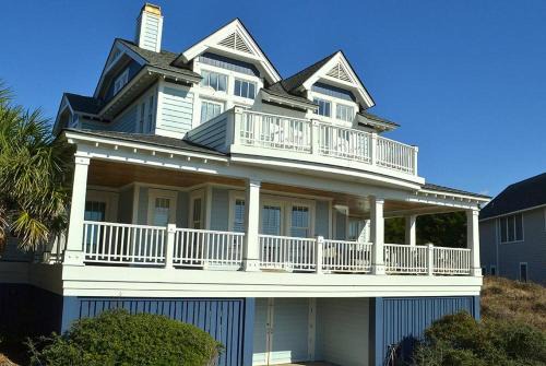 Bald Head Island House | Indian Blanket 16