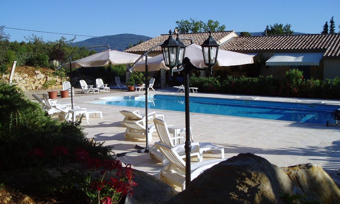 Figanieres Villa | INDIVIDUAL HOUSES classified 3 * BIKE HIKING COVERED SWIMMING POOL