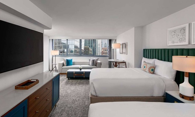 Downtown Chicago Resort | Indulge in Home-Like Comfort! Near Bridgehouse and Chicago River Museum