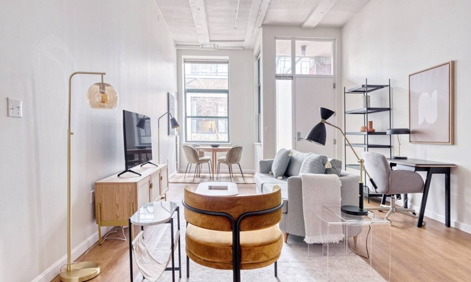 Arefth Apartment | Industrial 2BR in Kendall Square w/Gym near MIT & MGH by Blueground