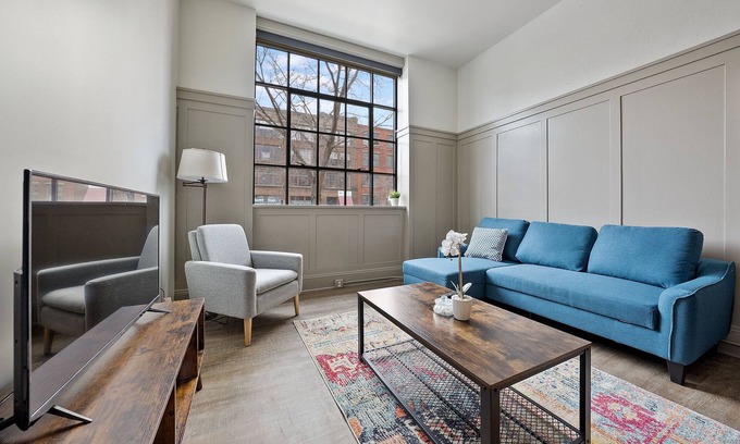 Cleveland Bed & Breakfast | Industrial Townhome Style Loft in DT CLE!