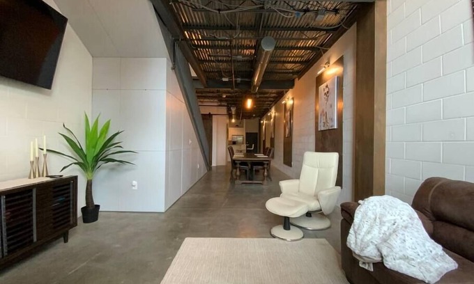 Historic Ybor House | Industrial Townhome in Heart of Ybor and Downtown
