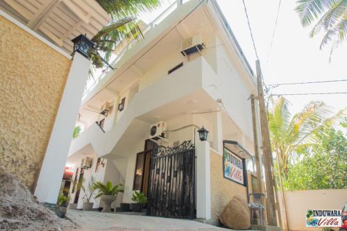 Ahungalla Bed & Breakfast | Induwara Villa
