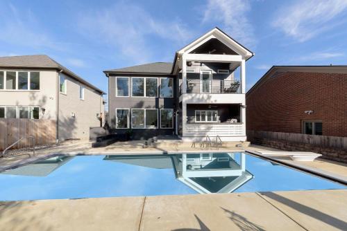 Indianapolis House | Indy Pool Home