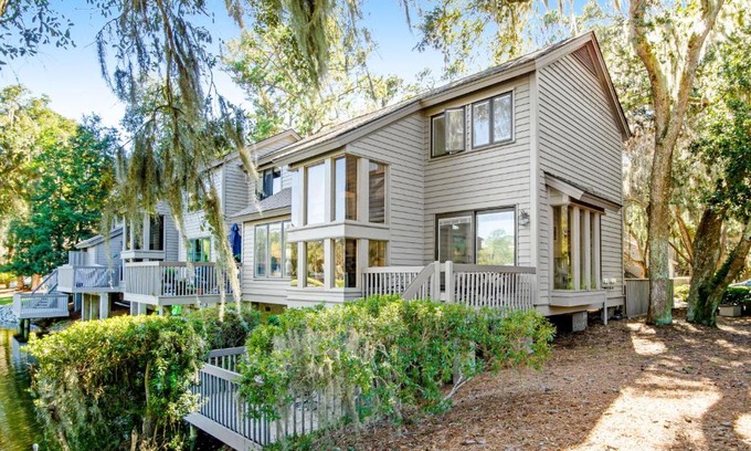 Sea Pines Apartment | Inland Harbour 2431