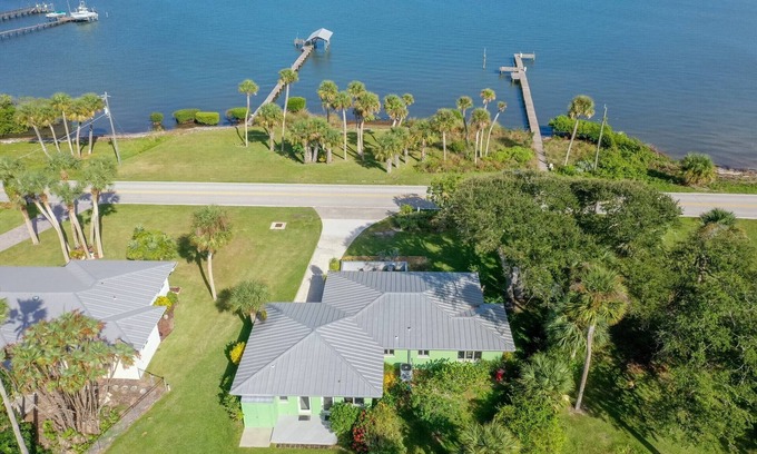 Roseland House | Inlet House. Waterfront -250' dock & slip. Direct access to Sebastian Inlet.