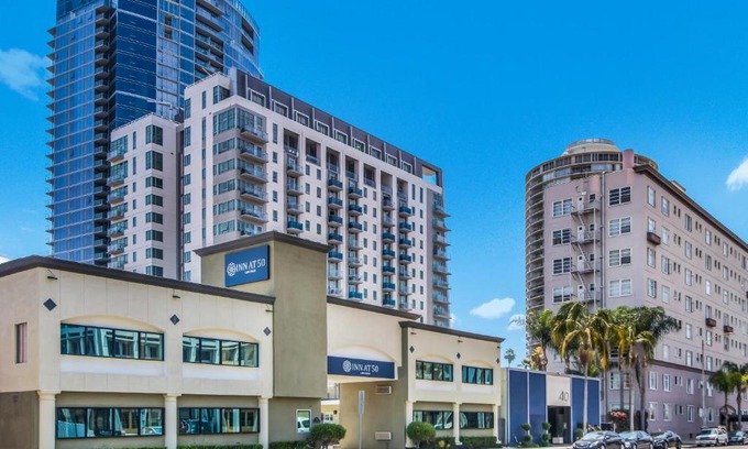 East Village Hotel | Inn at 50 Long Beach Convention Center