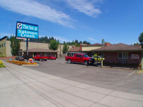 Pleasant Valley Hotel | Inn at Salmon Creek