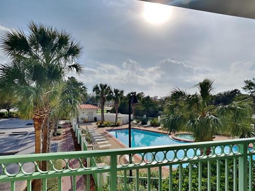 Rosemary Beach Apartment | Inn at Seacrest #206