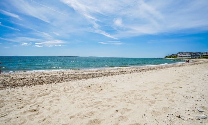 Falmouth Heights Apartment | InnSeason Resorts Captain's Quarters